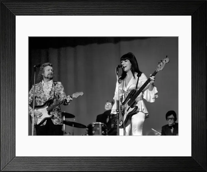 Framed Print : Rock and Roll feature. Left to right Chas McDevin and Shirley Douglas during their
