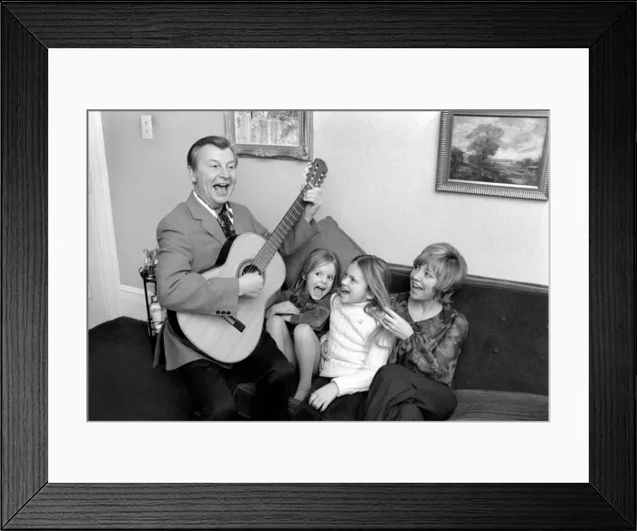 Framed Print : Comedian / Humour: Clive Dunne and family. Clive Dunne at home with his wife, Priscilla Framed Print : Comedian / Humour: Clive Dunne and family. Clive Dunne at home with his wife, Priscilla