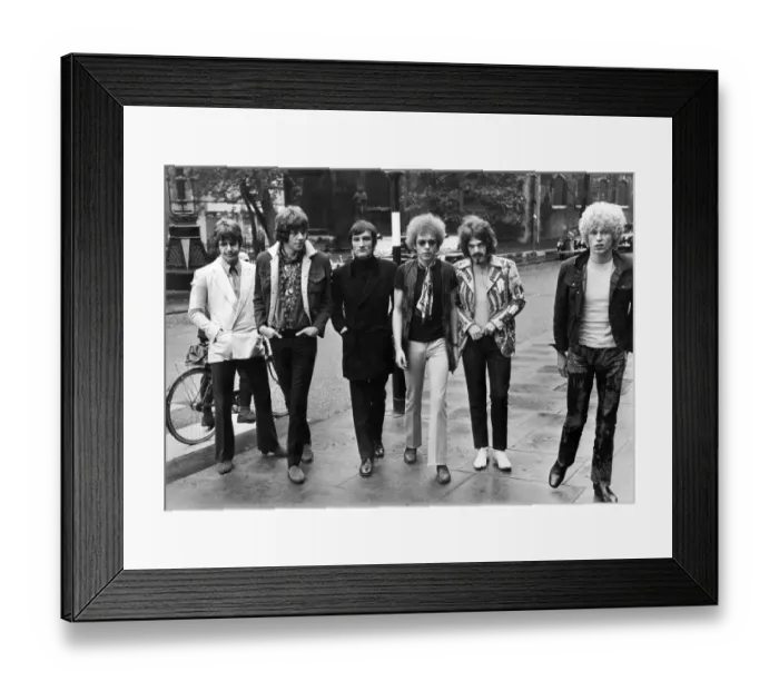 Framed Print : The Move, pop group. Seen after the hearing at the High Court. October 1967 P007331