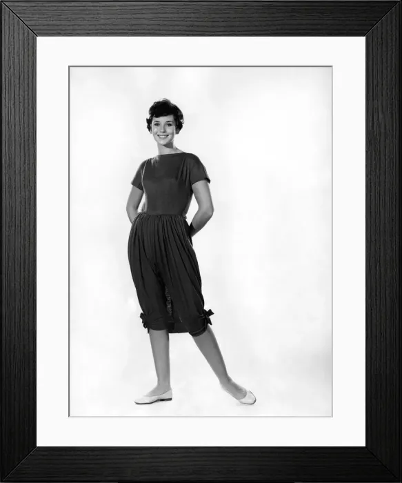 Framed Print : Reveille Fashions: Ann Cave. December 1959 P006984 Framed Print : Reveille Fashions: Ann Cave. December 1959 P006984