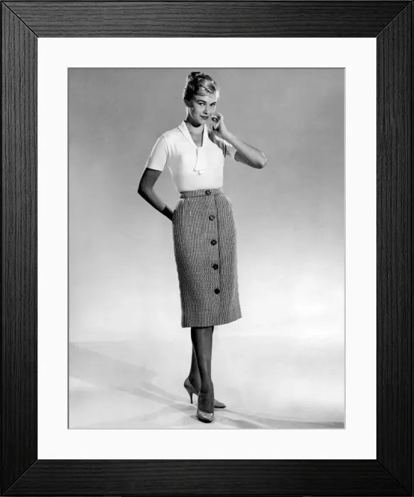 Framed Print : Reveille Fashions: Jo Waring. October 1959 P006983
