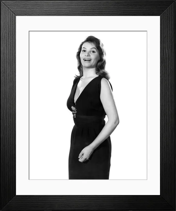Framed Print : Reveille Fashions 1961: Yvonne Buckingham. December 1961 P006853 Framed Print : Reveille Fashions 1961: Yvonne Buckingham. December 1961 P006853