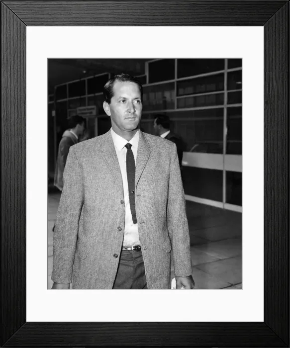 Framed Print : South African cricketer Basil D Oliviera arriving at Heathrow Airport, London Framed Print : South African cricketer Basil D Oliviera arriving at Heathrow Airport, London