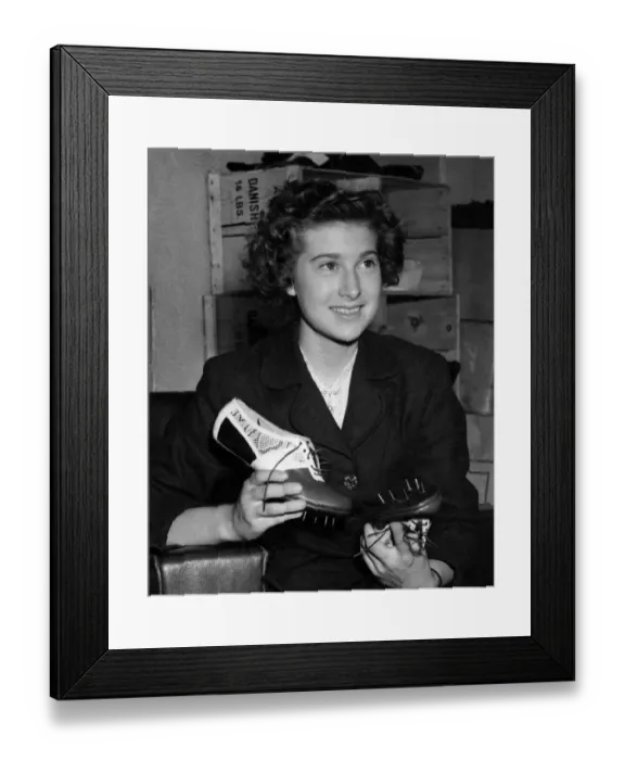 Framed Print : Pamela Seaborne, aged 16 from 59 Bolton Road, Stratford