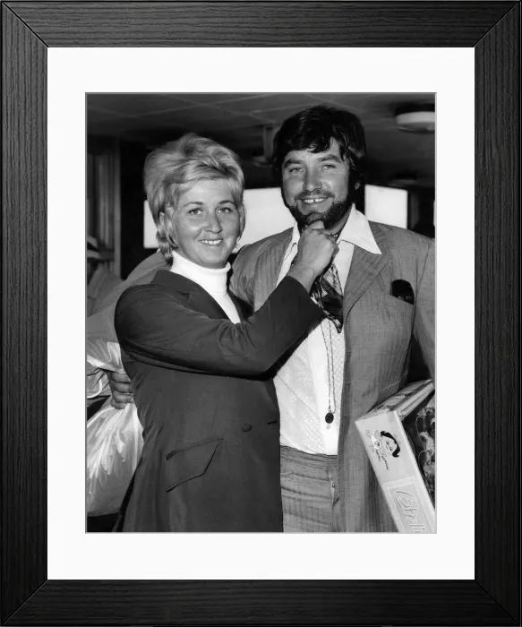 Framed Print : Comedian Jimmy Tarbuck flew into London airport today sporting a beard Framed Print : Comedian Jimmy Tarbuck flew into London airport today sporting a beard