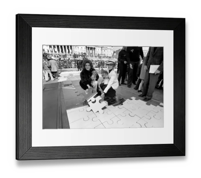 Framed Print : The NCH giant jig saw campaign in Trafalgar Square March 1975 75-1709-003