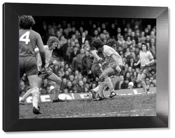 Chelsea (0) v. Ipswich (0). March 1975 75-1713-003