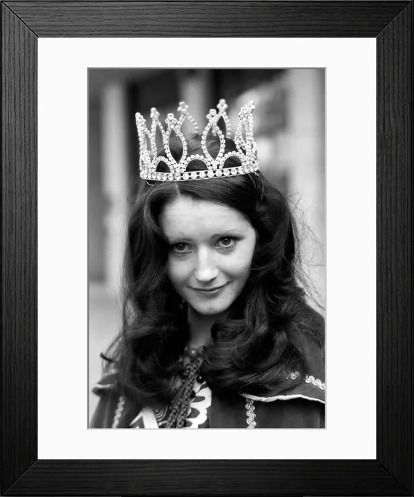 Framed Print : Miss Beautiful Eyes 1975. 24 year old, hazel coloured eyes