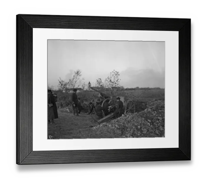 Framed Print : Belgian field artillery seen here in action at Diksmuide during the Battle of the Yser