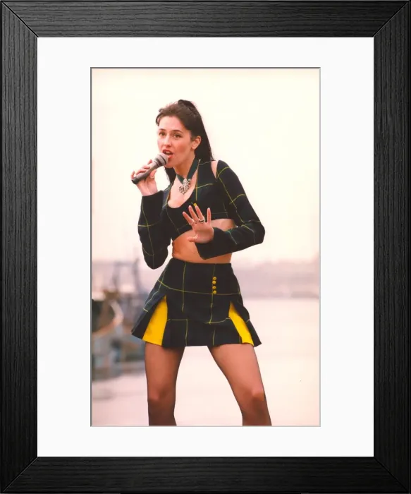 Framed Print : North East band Chocolate World give an outdoor gig on the Quayside - Kevin R Framed Print : North East band Chocolate World give an outdoor gig on the Quayside - Kevin R
