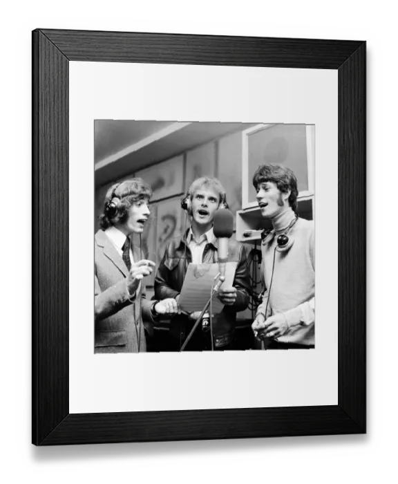 Framed Print : Ray Moore (21) Coca Cola salesman from South Africa & Wimbledon Quarter Finalist 1968