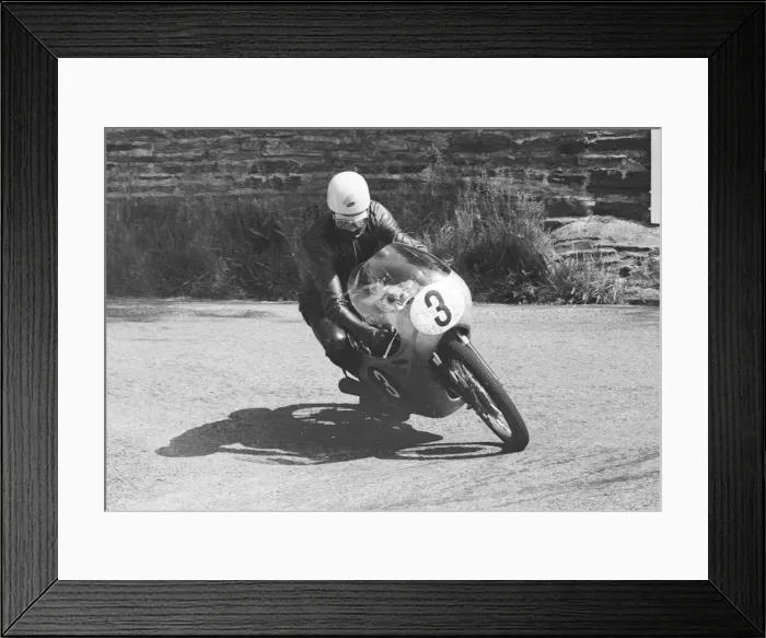 Framed Print : Lightweight 125cc race, Isle of Man. Jim Redman in action. 4th June 1964 Framed Print : Lightweight 125cc race, Isle of Man. Jim Redman in action. 4th June 1964