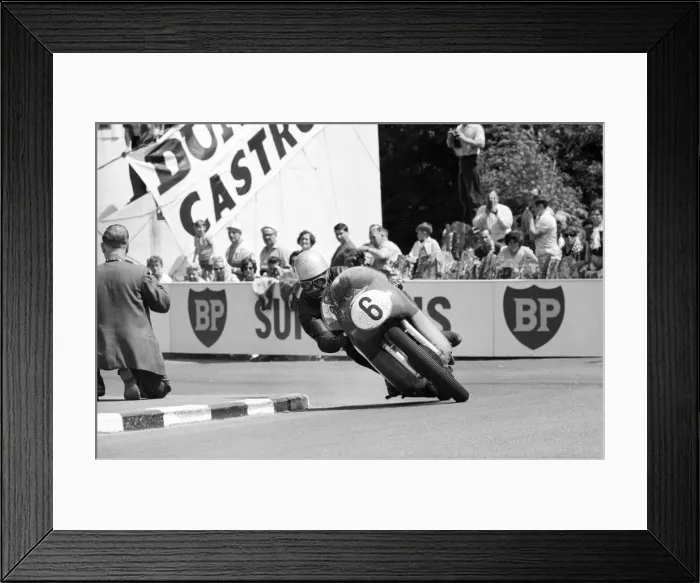 Framed Print : Lightweight 250cc race, Isle of Man. Gary Hocking. 4th June 1962 Framed Print : Lightweight 250cc race, Isle of Man. Gary Hocking. 4th June 1962