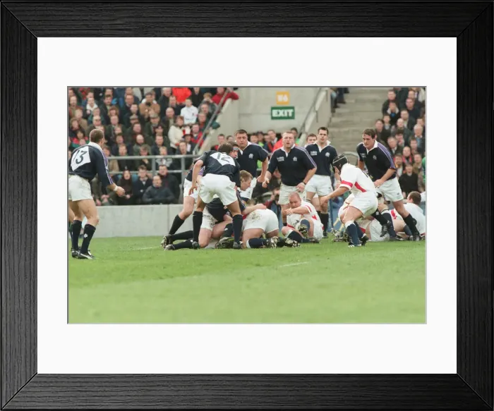 Framed Print : Calcutta Cup Five Nations. England 24 v. Scotland 21 at Twickenham Framed Print : Calcutta Cup Five Nations. England 24 v. Scotland 21 at Twickenham