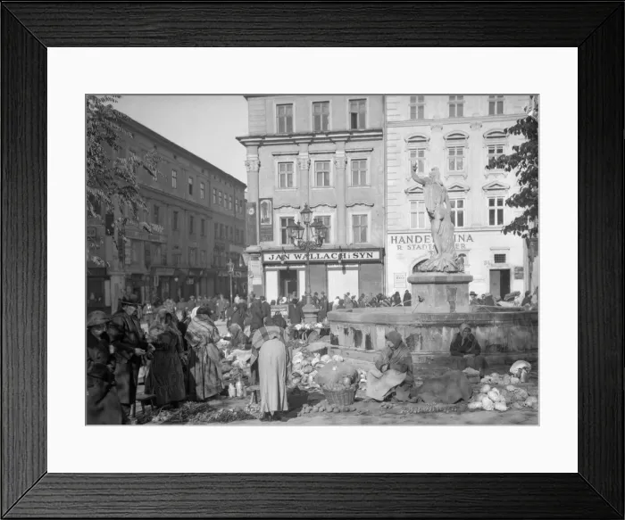 Framed Print : Peasant women in the market place in Lemberg selling their wares. Circa October 1914 Framed Print : Peasant women in the market place in Lemberg selling their wares. Circa October 1914