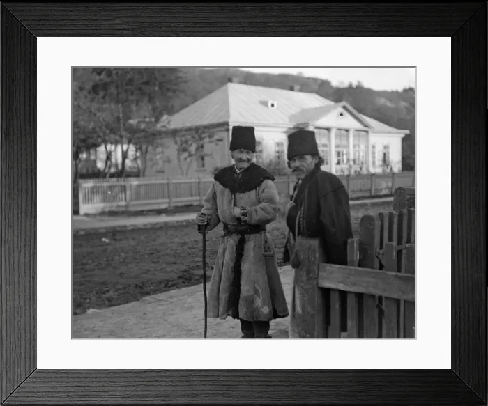 Framed Print : Galician peasant seen here in Halicz, who appears to be quite happy despite the Russian Framed Print : Galician peasant seen here in Halicz, who appears to be quite happy despite the Russian