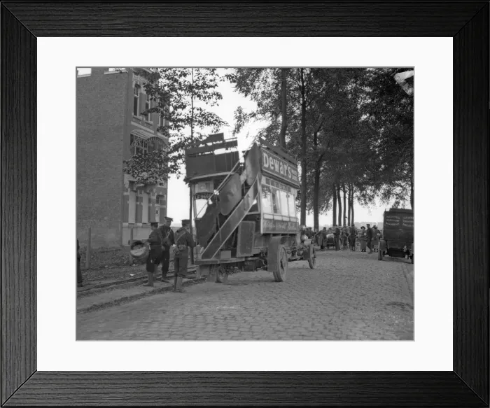 Framed Print : Marines from the Naval Brigade seen here off loading barrels from a London omnibus Framed Print : Marines from the Naval Brigade seen here off loading barrels from a London omnibus