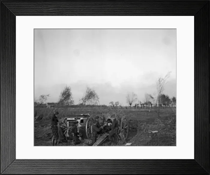 Framed Print : Belgian field artillery seen here in action at Diksmuide during the Battle of the Yser