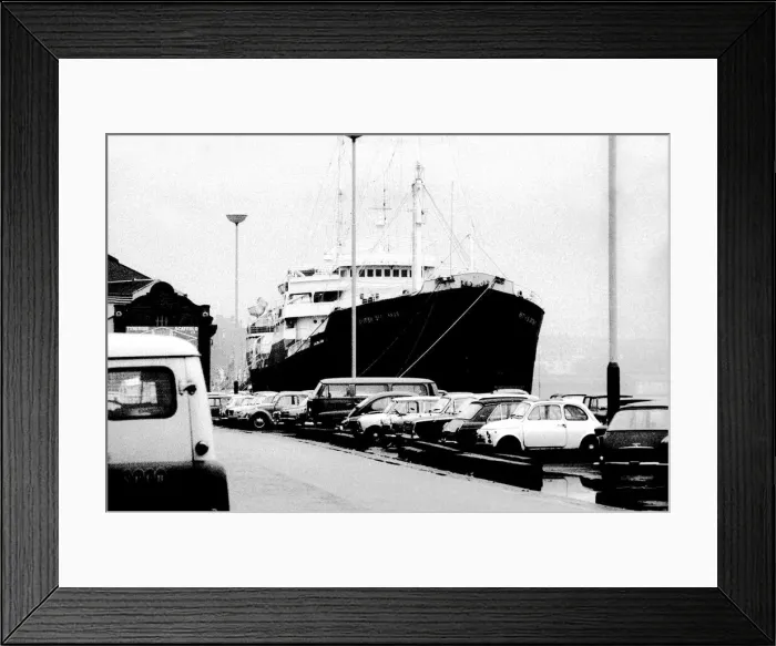 Framed Print : The 20, 000 ton BP tanker British Sportsman, built on the Tyne in 1951 by Swan Hunter