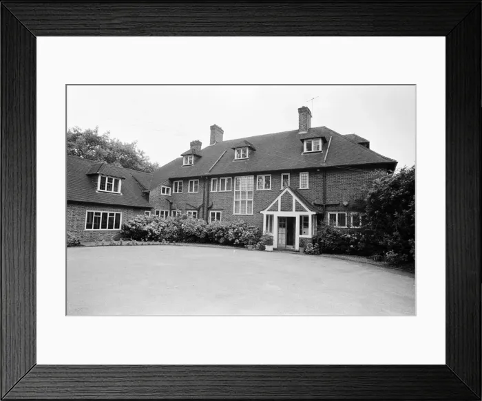 Framed Print : Home of Robin Gibb in Wentworth Surrey August 1980. Local Caption Hurstbourne Framed Print : Home of Robin Gibb in Wentworth Surrey August 1980. Local Caption Hurstbourne
