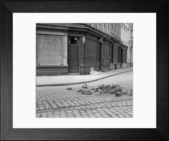 Framed Print : During the bombardment of Antwerp the inhabitants who remained behind hid in cellars