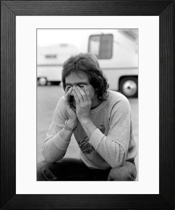 Framed Print : Barry Sheene looking tired. August 1977