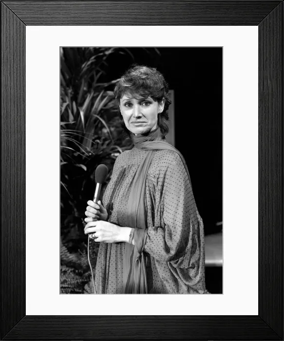 Framed Print : News Reader Jan Leeming appears on the Russel Harty Show Framed Print : News Reader Jan Leeming appears on the Russel Harty Show