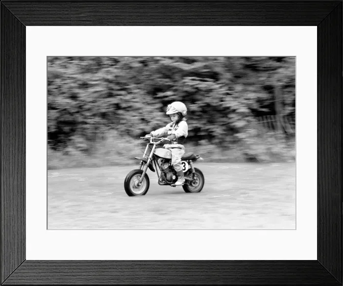 Framed Print : Children: Stunts: Mini-Motorbikes Speed Kids. August 1977 77-04293-007 Framed Print : Children: Stunts: Mini-Motorbikes Speed Kids. August 1977 77-04293-007