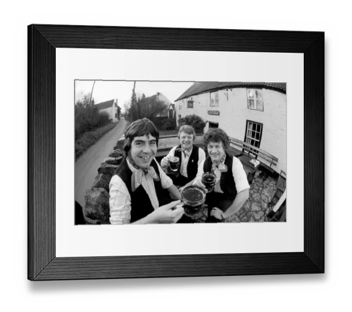 Framed Print : Music / Band / Group. The Wurzells'Pop Singers. January 1977 77-00097-001 Framed Print : Music / Band / Group. The Wurzells'Pop Singers. January 1977 77-00097-001