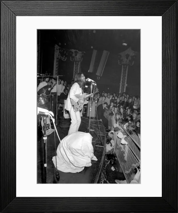 Framed Print : John Lennon and yoko Ono on stage at the Lyceum. John was playing live for Framed Print : John Lennon and yoko Ono on stage at the Lyceum. John was playing live for