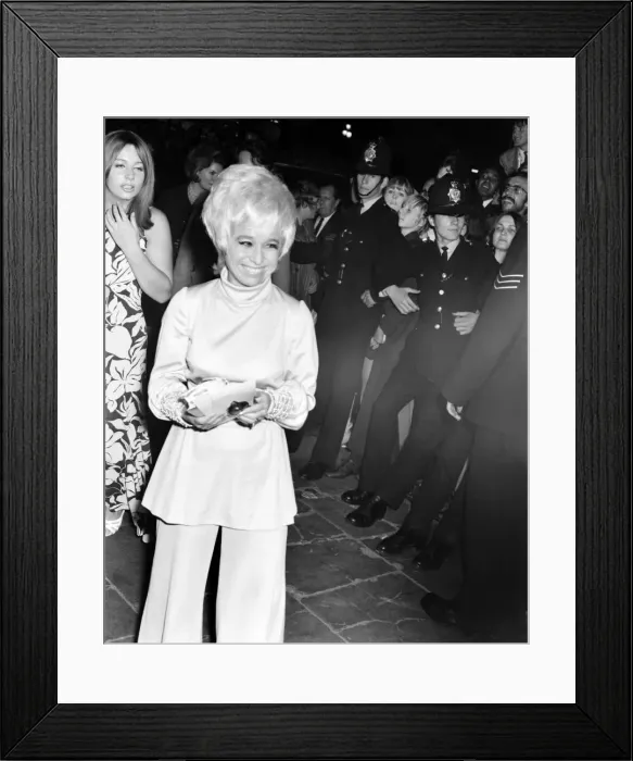 Framed Print : Premiere of the film Midnight Cowboy'English actress Barbara Windsor Framed Print : Premiere of the film Midnight Cowboy'English actress Barbara Windsor