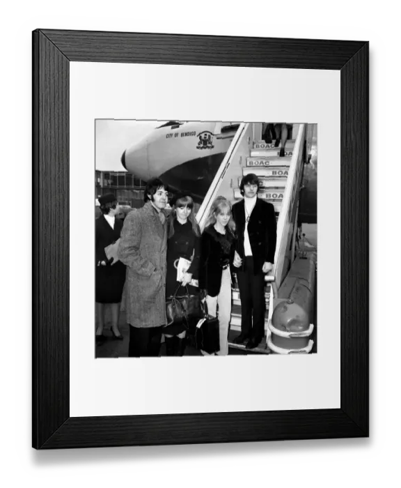 Framed Print : The Beatles leaving Heathrow Airport for India where they will meet Maharishi Mahesh Yogi Framed Print : The Beatles leaving Heathrow Airport for India where they will meet Maharishi Mahesh Yogi