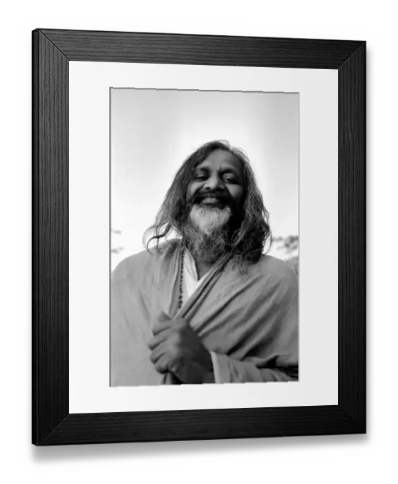 Framed Print : Indian religious spiritual leader Maharishi Mahesh Yogi. February 1968 Y01671-007 Framed Print : Indian religious spiritual leader Maharishi Mahesh Yogi. February 1968 Y01671-007