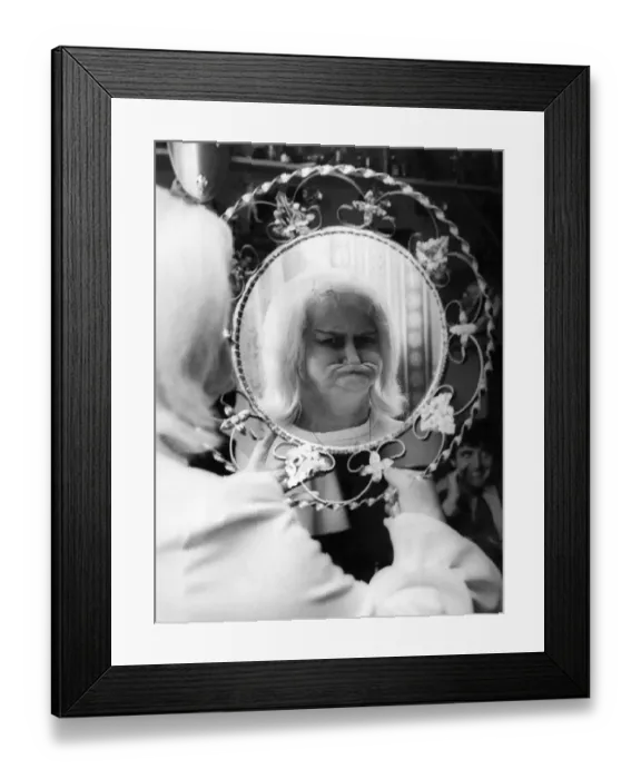 Framed Print : Gurning: Mum you re a scream. Thatis the verdict down in London Framed Print : Gurning: Mum you re a scream. Thatis the verdict down in London
