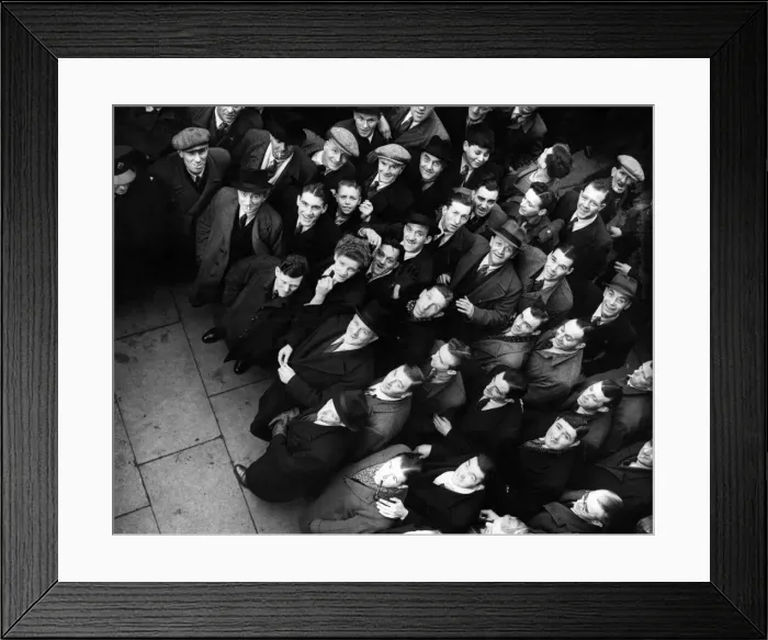 Framed Print : Strikers at Stratford Town Hall with Arthur Deakin, General Secretary of The Transport Framed Print : Strikers at Stratford Town Hall with Arthur Deakin, General Secretary of The Transport