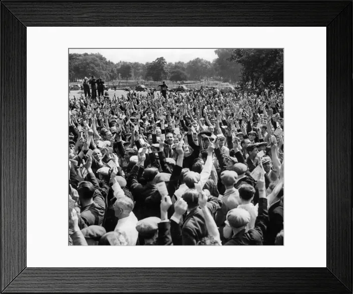 Framed Print : Dock Strikes 1949. Strikers meeting Victoria Park as they vote back to work Framed Print : Dock Strikes 1949. Strikers meeting Victoria Park as they vote back to work