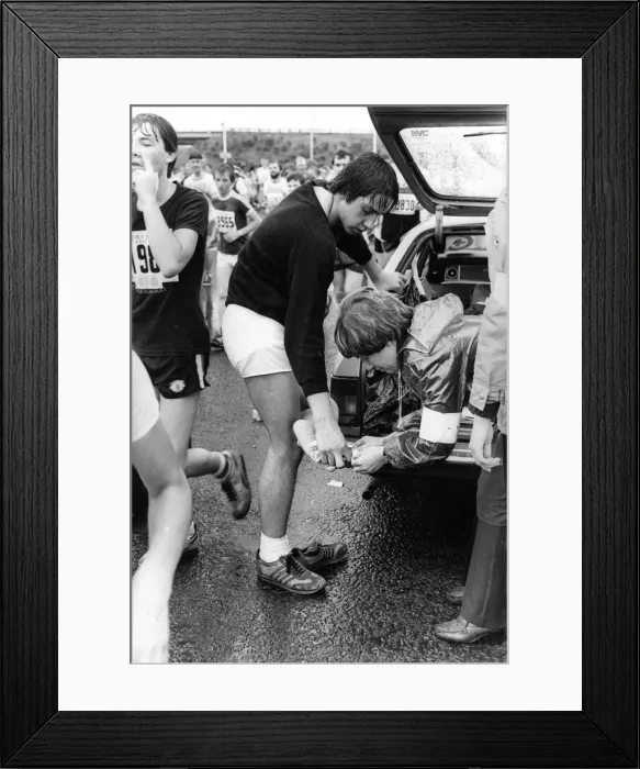 Framed Print : The Great North Run 27 June 1982 - Footsore runner Steve Thompson having his blisters Framed Print : The Great North Run 27 June 1982 - Footsore runner Steve Thompson having his blisters
