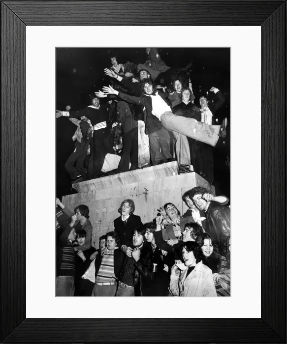 Framed Print : Part of the crowd of New Year revellers who besieged the statue of Lady Godiva in Framed Print : Part of the crowd of New Year revellers who besieged the statue of Lady Godiva in