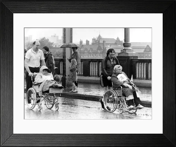 Framed Print : The Great North Run 27 June 1982 - Wheelchair contestants make their way across the Tyne