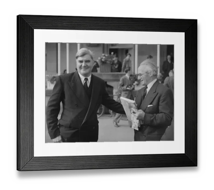 Framed Print : Aueurin Bevan MP for Ebbw Vale as he walks by Ralph Sallon Daily Mirror Caricaturist