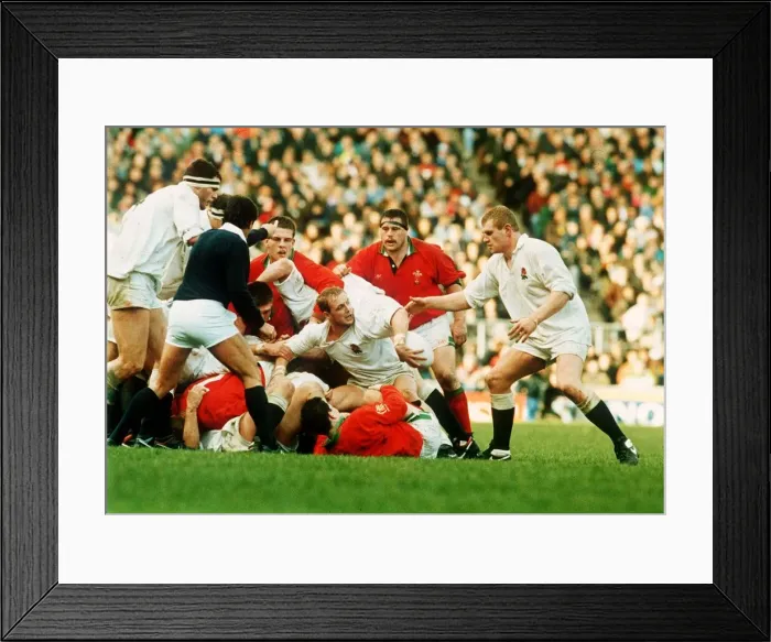 Framed Print : England v Wales Five Nations Rugby Union match at Twickenham. 7th March 1992