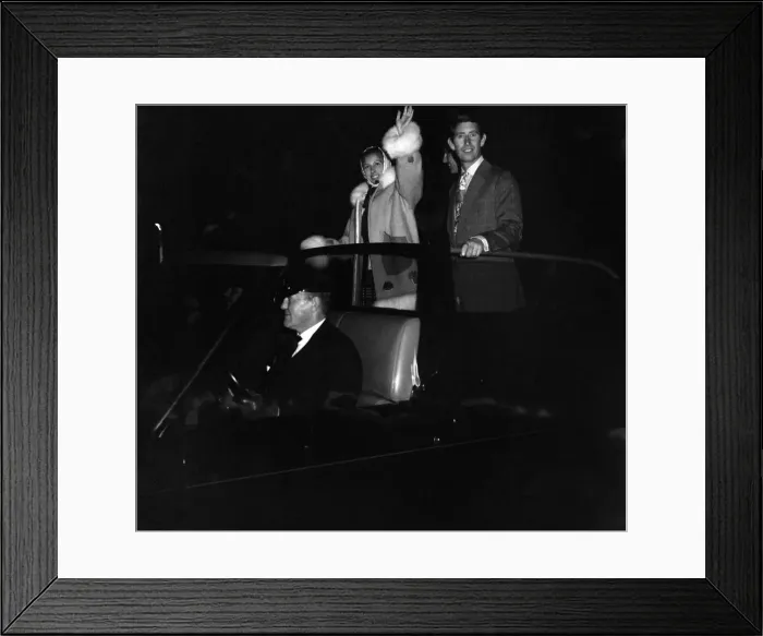 Framed Print : Queen Elizabeth and Prince Philip, Duke of Edinburgh with their sons Prince Charles