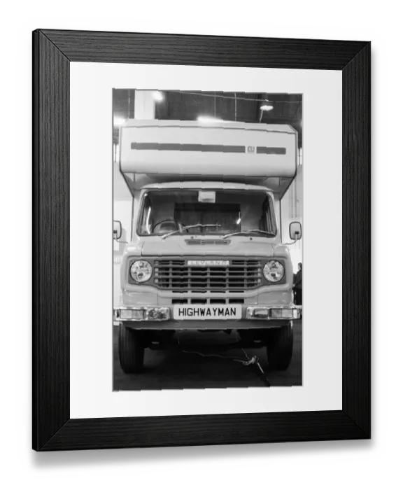 Framed Print : Highwayman Motor Caravan. 12th November 1976. Local Caption watscan watscan