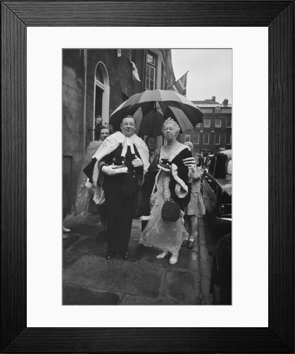 Framed Print : The Coronation of Queen Elizabeth II. Lord Gifford leaving for Westminster Abbey Framed Print : The Coronation of Queen Elizabeth II. Lord Gifford leaving for Westminster Abbey