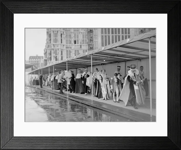 Framed Print : The Coronation of Queen Elizabeth II. Peers outde Westminster Abbey Framed Print : The Coronation of Queen Elizabeth II. Peers outde Westminster Abbey