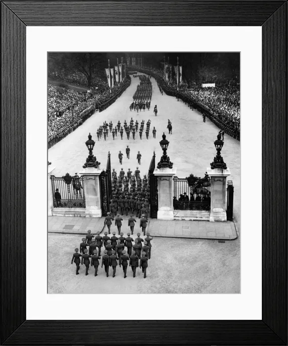 Framed Print : Coronation of King George VI. The 0procession makes its way through Cumberland gate Framed Print : Coronation of King George VI. The 0procession makes its way through Cumberland gate