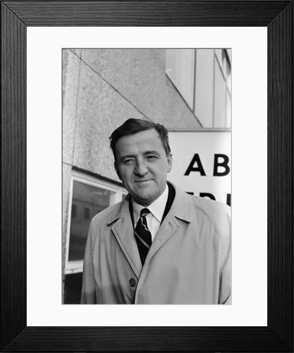 Framed Print : Tasker Watkins VC, Counsel for the Aberfan Tribunal, pictured arriving at court 2nd Framed Print : Tasker Watkins VC, Counsel for the Aberfan Tribunal, pictured arriving at court 2nd