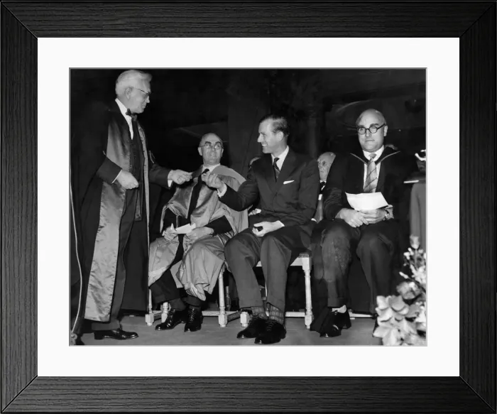 Framed Print : Prince Philip, Duke of Edinburgh seated as Sir Alexander Fleming Framed Print : Prince Philip, Duke of Edinburgh seated as Sir Alexander Fleming