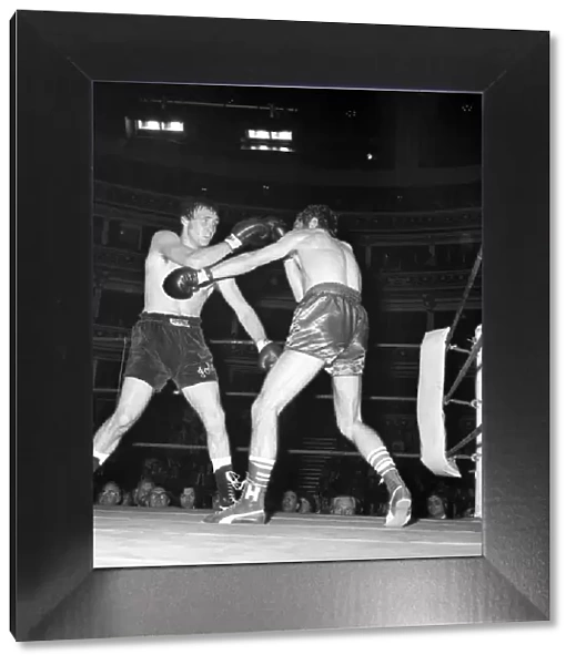 Boxing at Albert Hall. John Stracey vs. Max Hebeisen. John Stracey retained his European