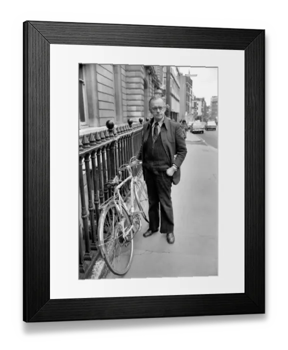 Framed Print : Oldman: Humour: Bicycle: Mr. Larry Adler appeared at Bow Street Magistrates court Framed Print : Oldman: Humour: Bicycle: Mr. Larry Adler appeared at Bow Street Magistrates court